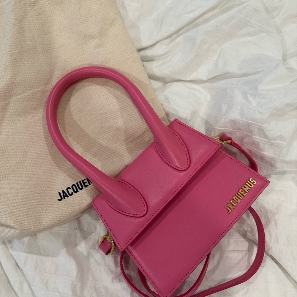 Jacquemus Le Chiquito Moyen Top-Handle Bag - Picture 3 of 12